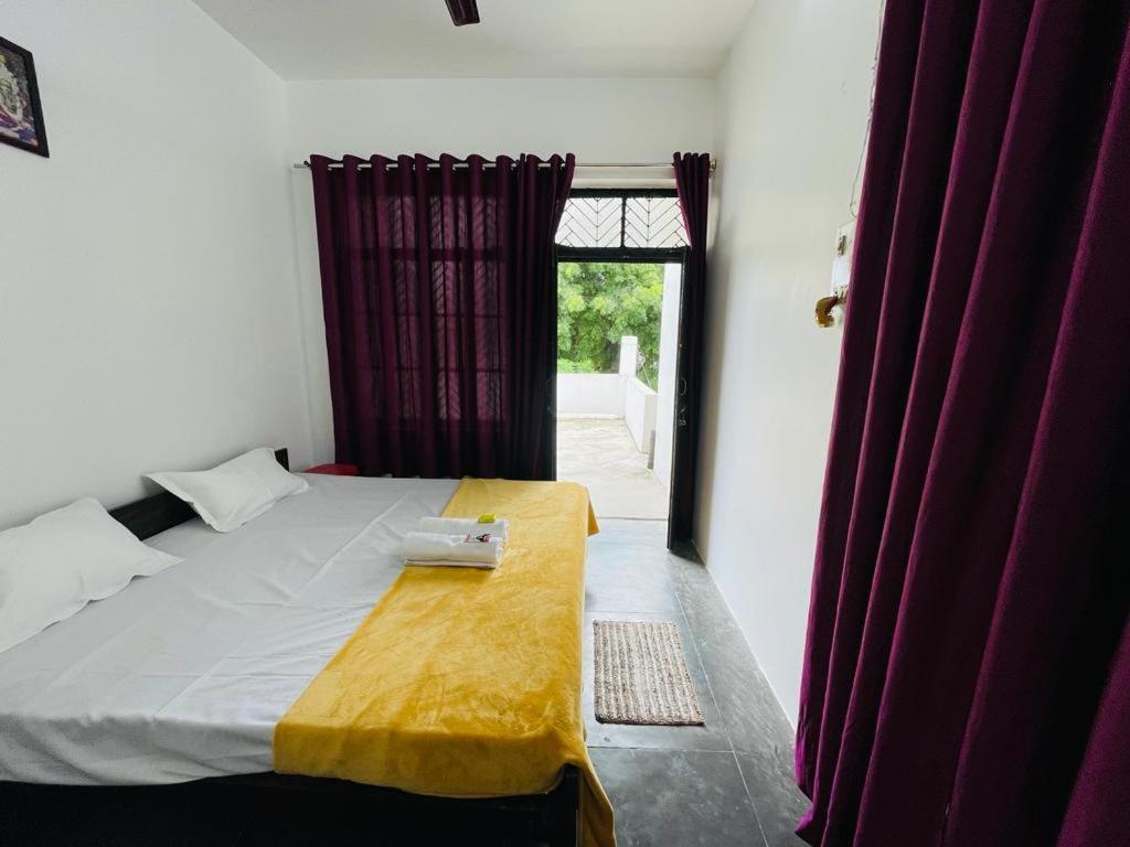 Shree Balaji Homestay Ayodhya Zewnętrze zdjęcie