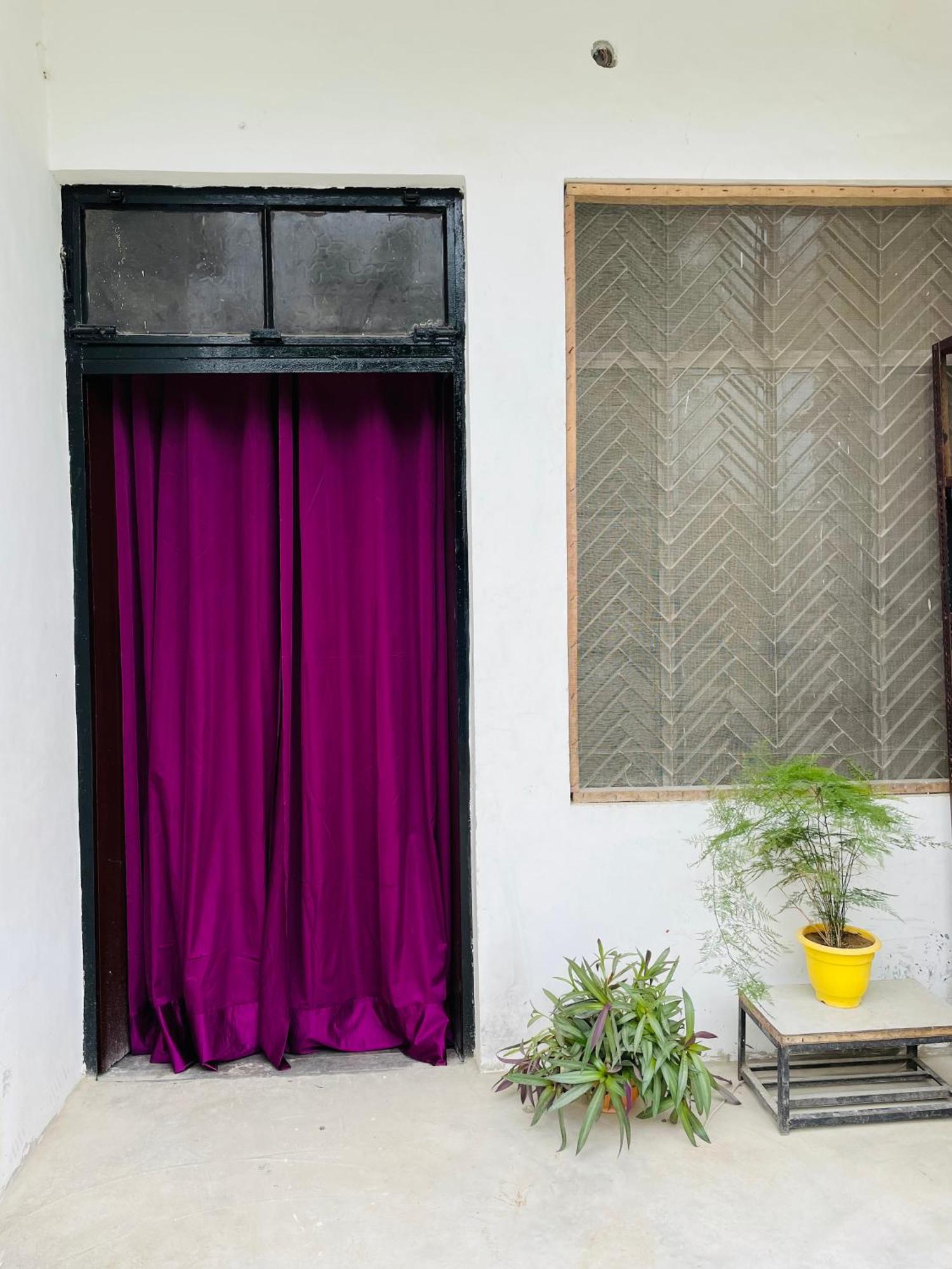 Shree Balaji Homestay Ayodhya Zewnętrze zdjęcie